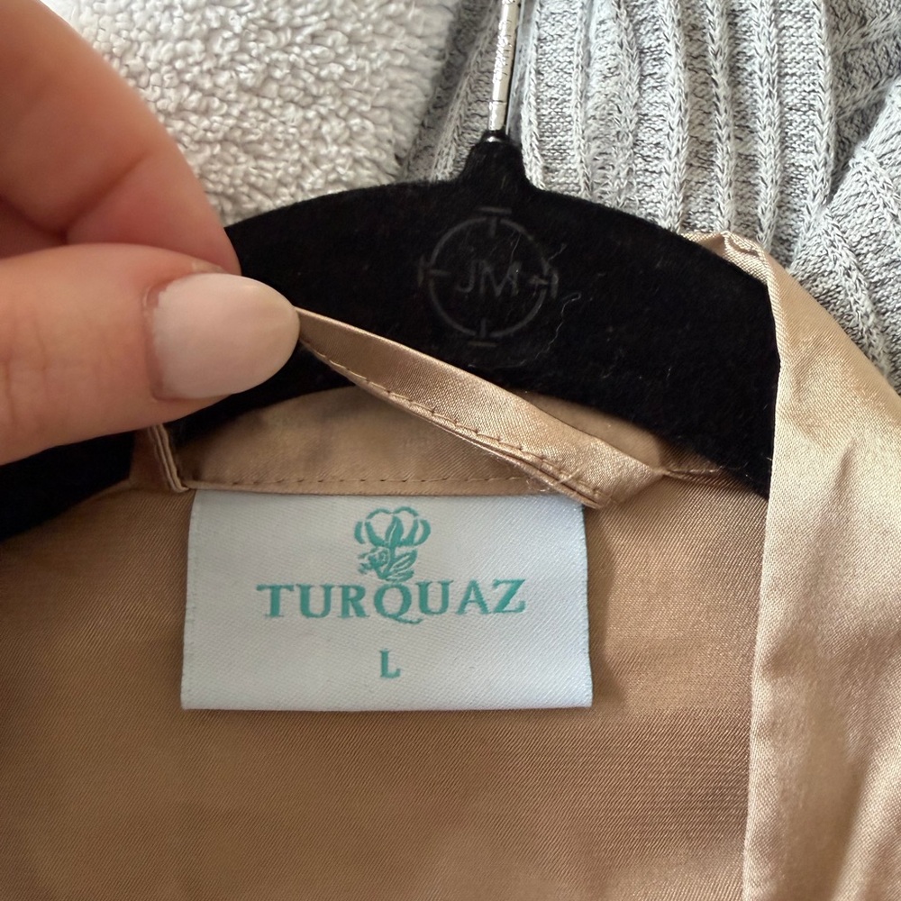 Turquaz Gold Robe - Picture 3 of 3